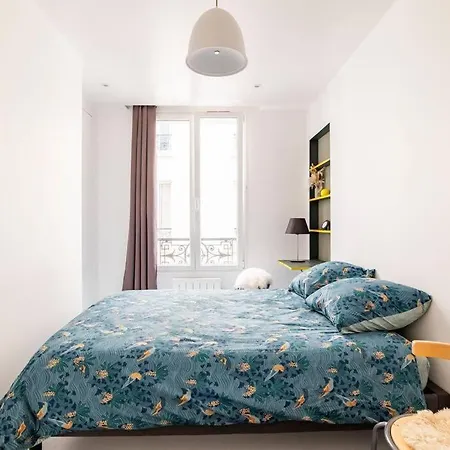 Apartment Charmant En Pierre, Ruelle Au Calme Paris